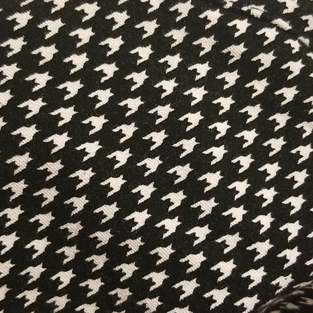 Old Navy Pixie Pants - image 7